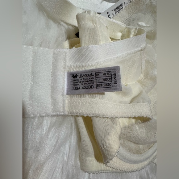 Wacoal Cream Underwire Bra Smooth Finish - Picture 5 of 5